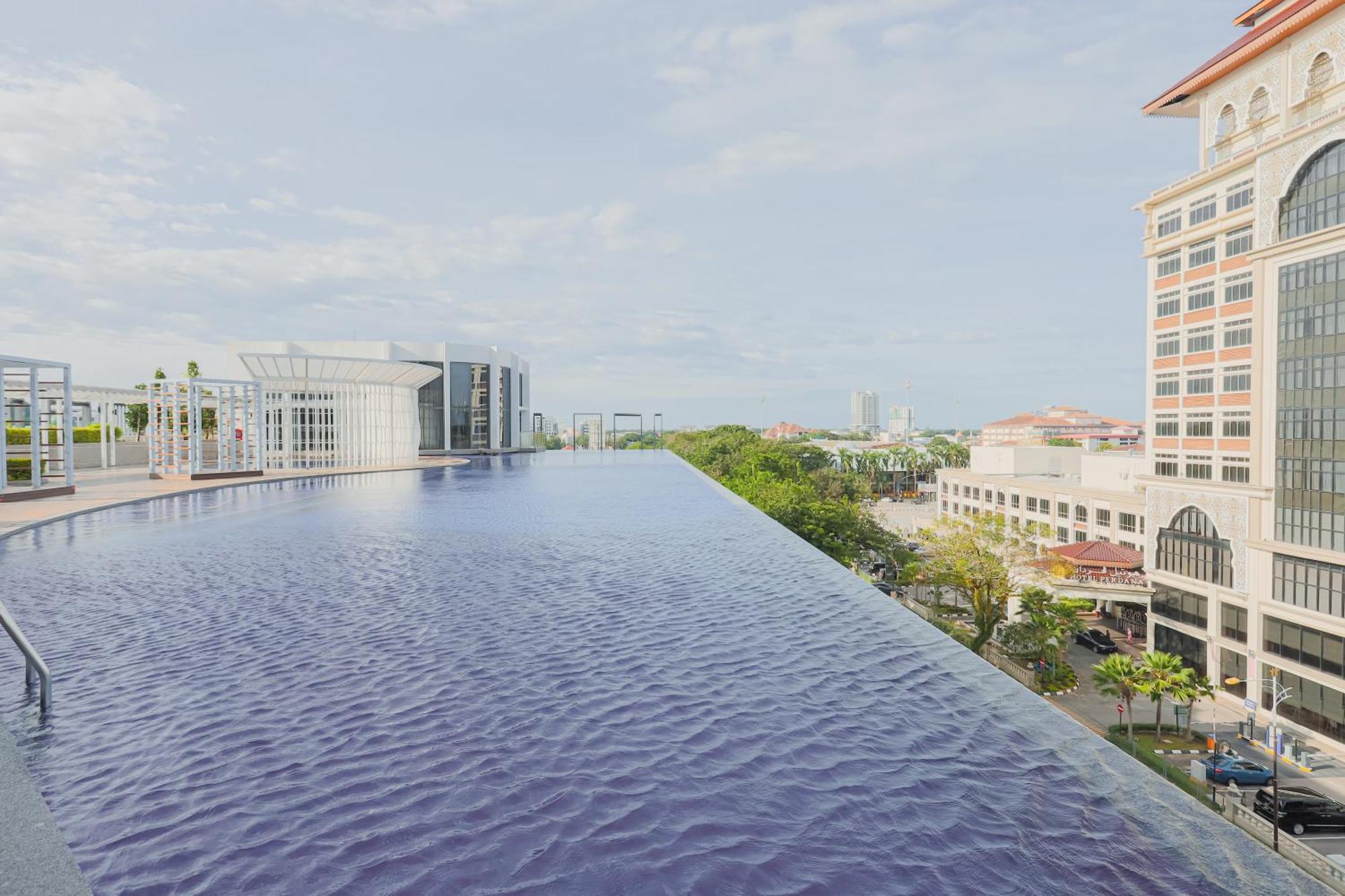 Aaira Troika Residence,Kota Bharu Exterior photo